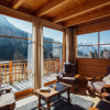 Lounge: 